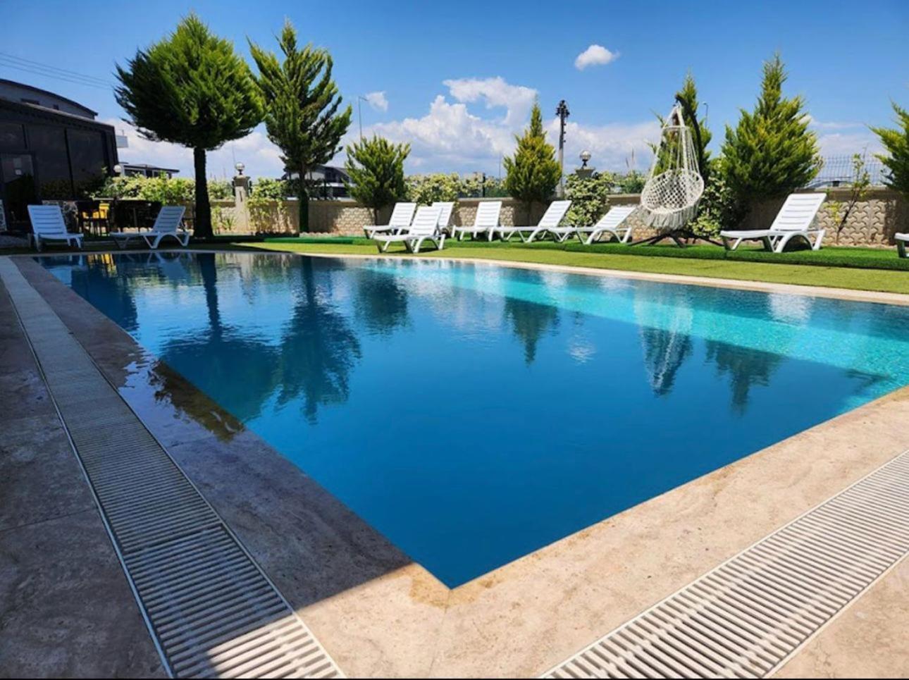 Gardenya Lara Suit Hotel Antalya Luaran gambar