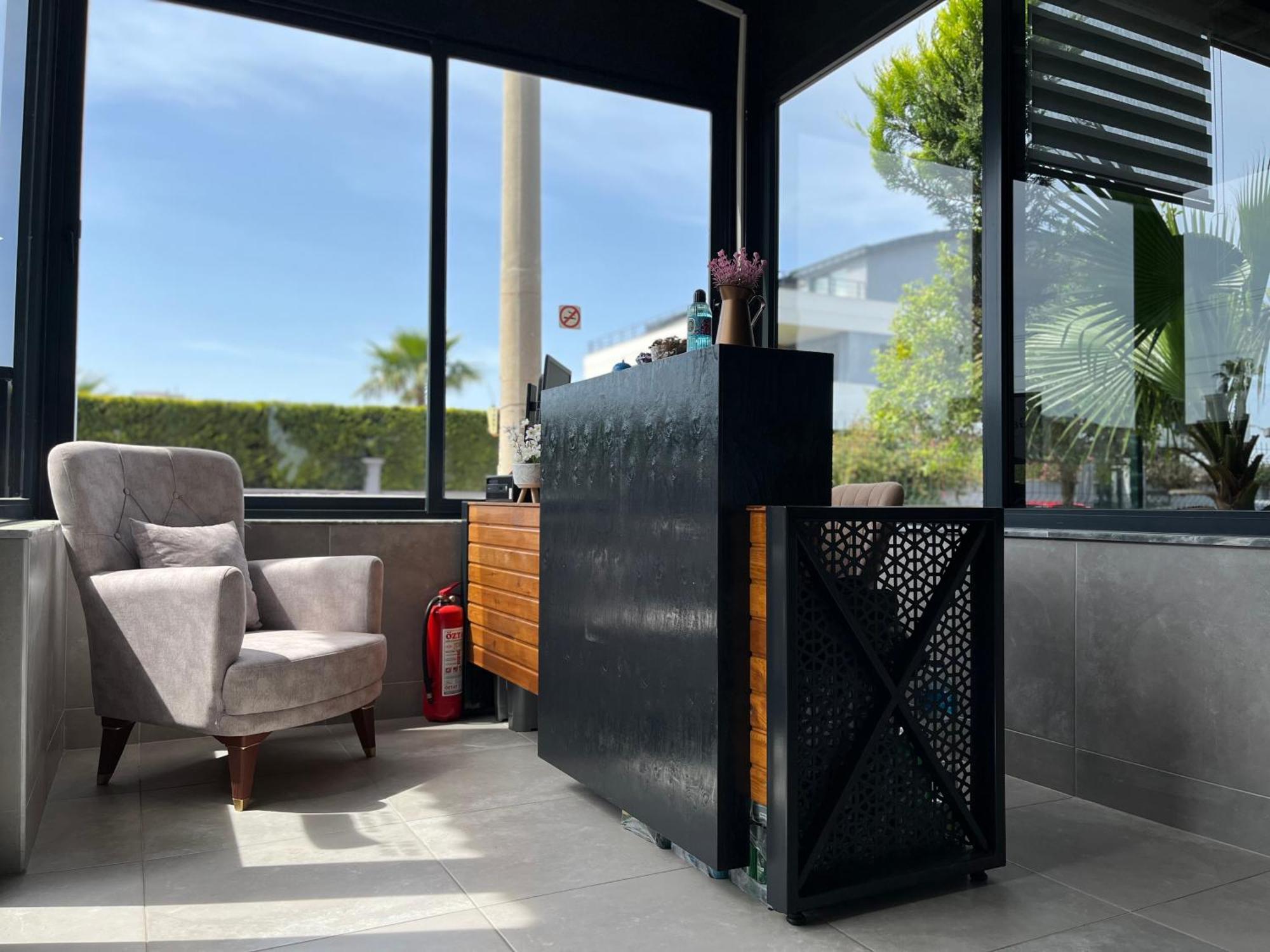 Gardenya Lara Suit Hotel Antalya Luaran gambar