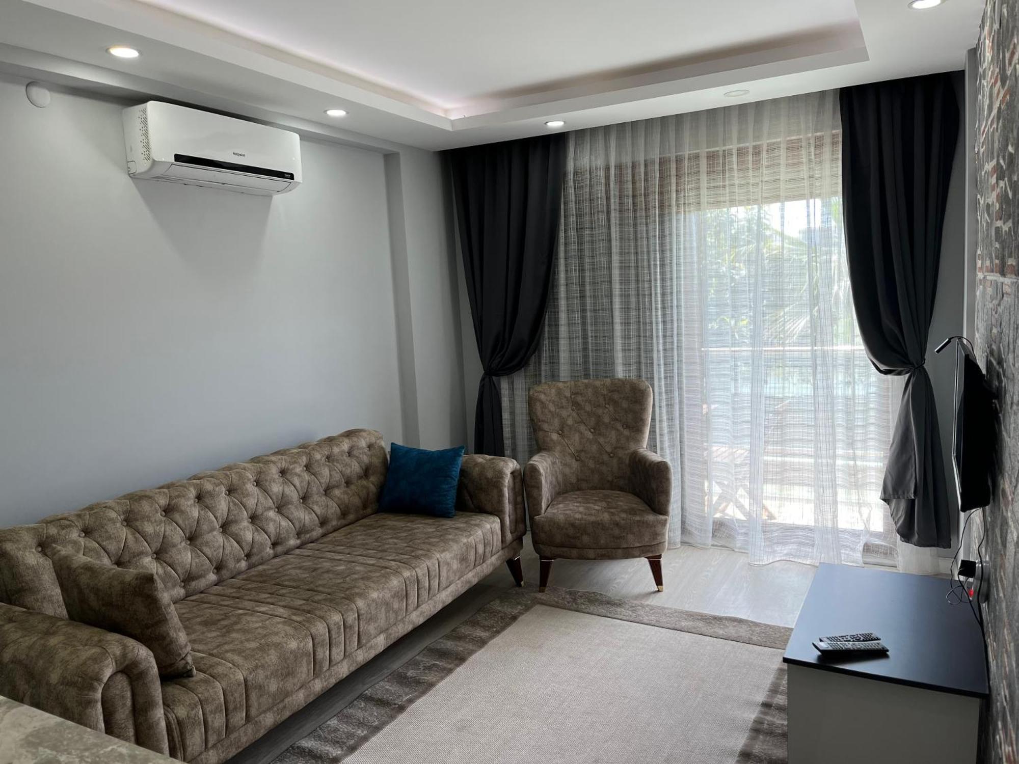 Gardenya Lara Suit Hotel Antalya Luaran gambar